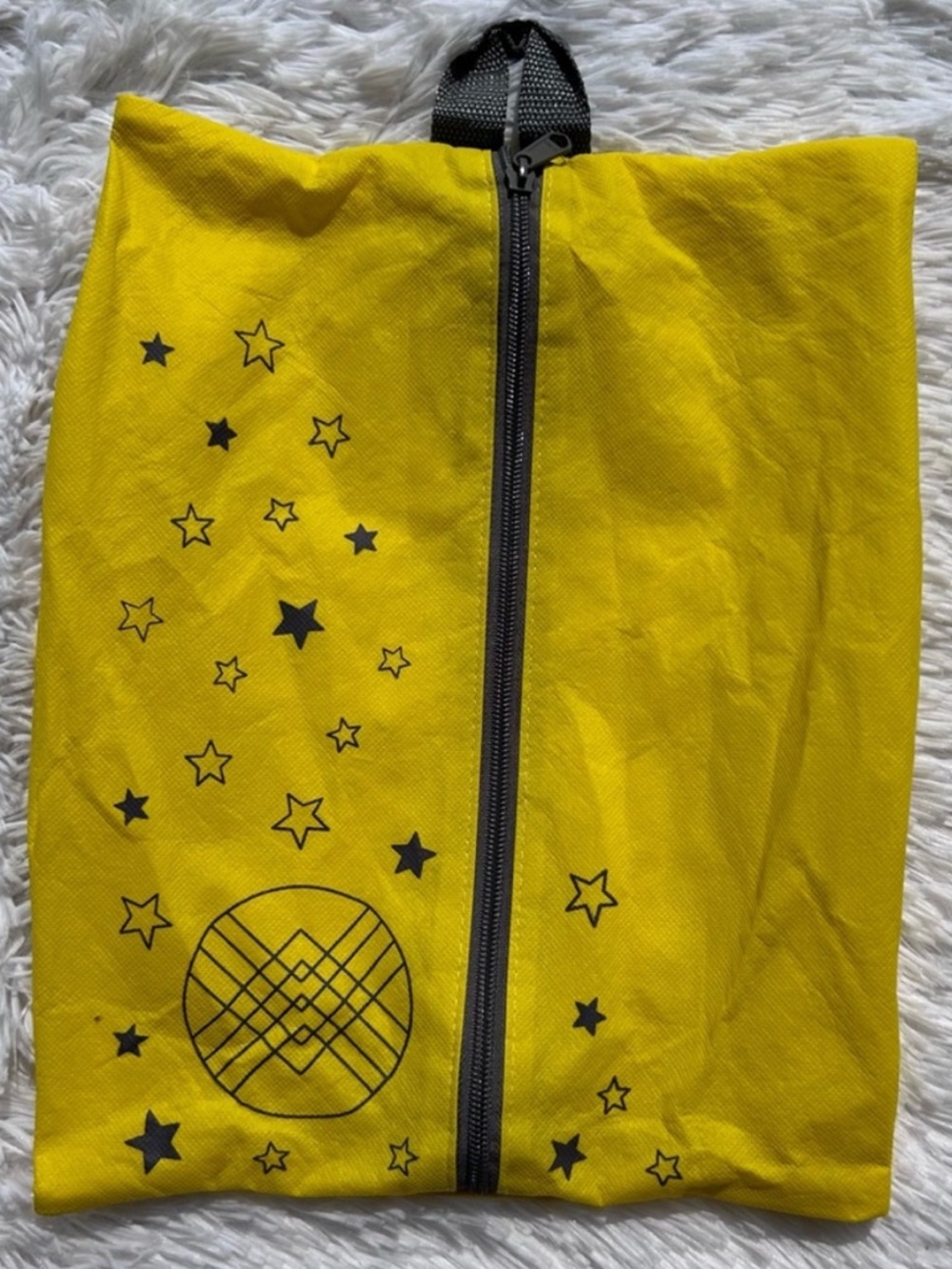 🩶5/$30 Stitchfix Kids Yellow Zip Up Dust Cover Bag for Shoes